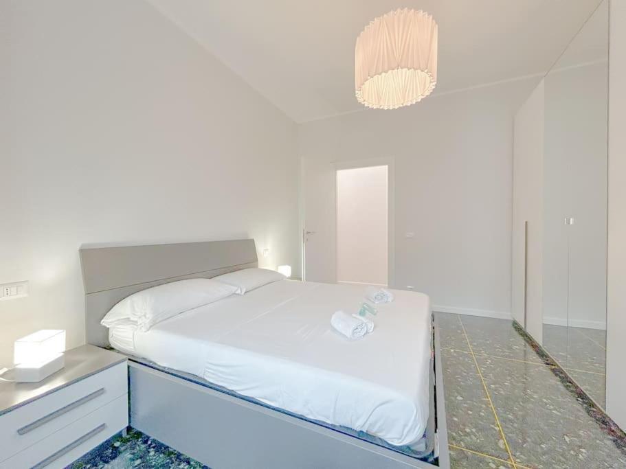 Free Parking - Elegante Casa Con Wifi -Smarttv Lägenhet Savona Exteriör bild