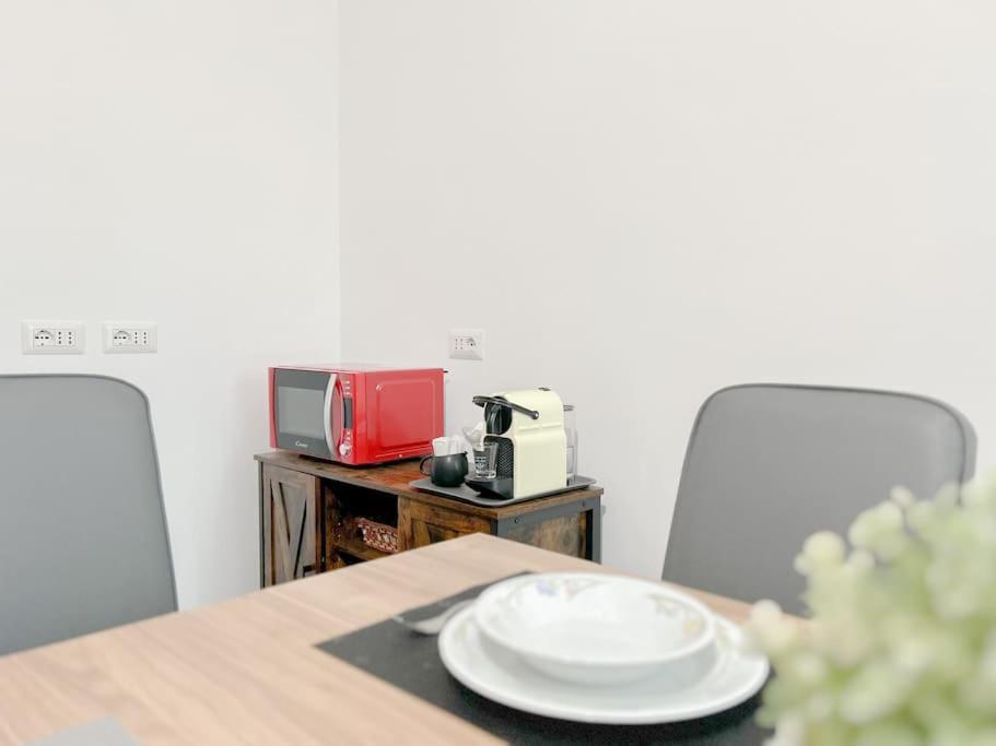Free Parking - Elegante Casa Con Wifi -Smarttv Lägenhet Savona Exteriör bild